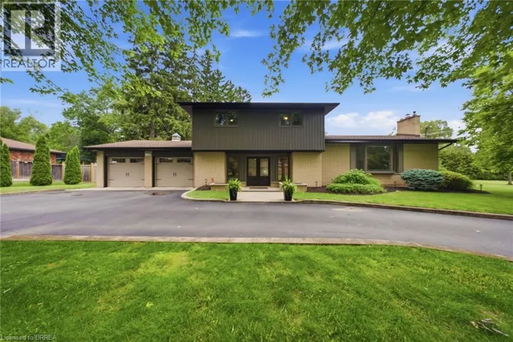 17 PLEASANT Crescent, Brantford, Ontario N3T1S3