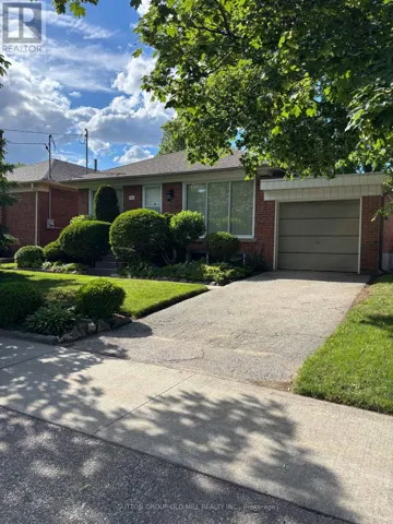 14 CLAYMORE DRIVE, Toronto (Stonegate-Queensway), Ontario M8Z2R9