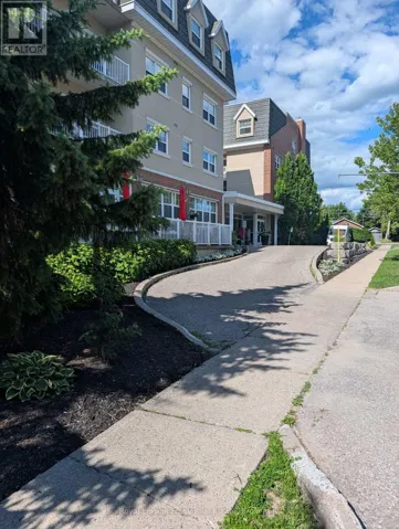 425 - 240 CHAPEL STREET, Cobourg, Ontario K9A0E3