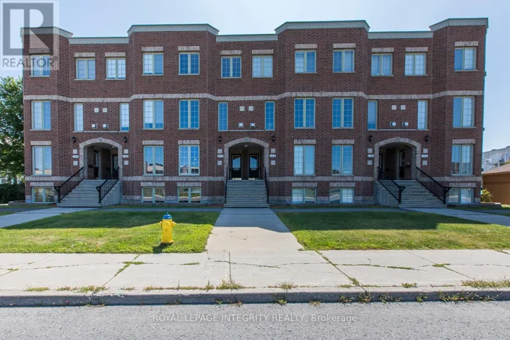 146 BERRIGAN DRIVE, Ottawa, Ontario K2J0J4