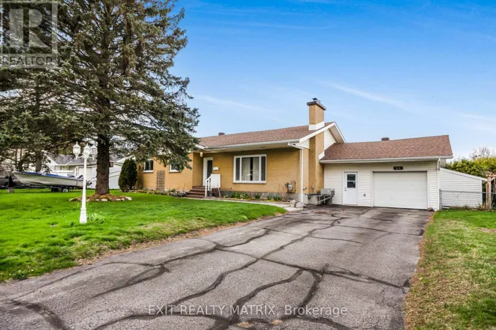 21 FROST AVENUE, Hawkesbury, Ontario K6A2T7