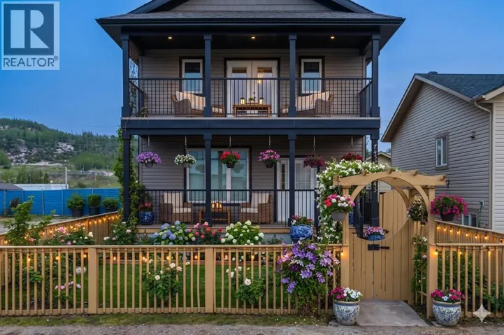 7423 Railway Avenue, Fort McMurray, Alberta T9H1B6