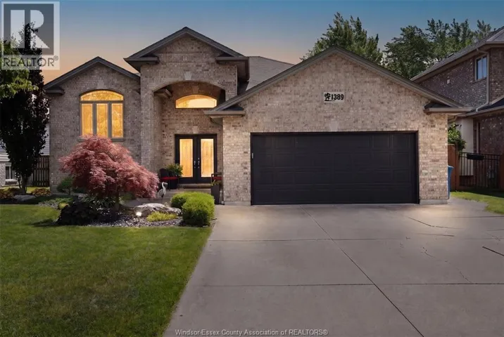 1389 CROSSWINDS DRIVE, Lakeshore, Ontario N8L0S6