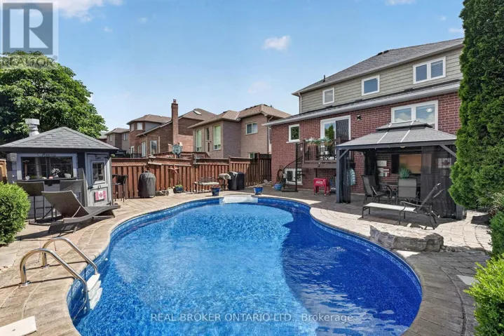 74 HARLEY AVENUE, Halton Hills (Georgetown), Ontario L7G5R8