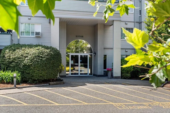404 33708 KING ROAD, Abbotsford, British Columbia V2S8C6