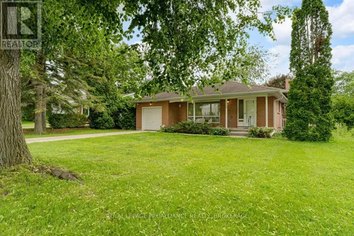 148 CAMPBELL CRESCENT, Kingston (Central City West), Ontario K7M1Z5