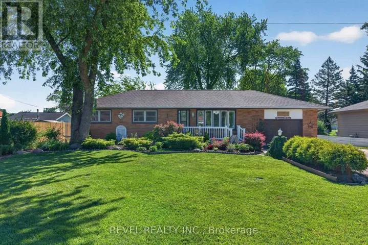 1804 ST. ANNE STREET, Tecumseh, Ontario N8N1V4