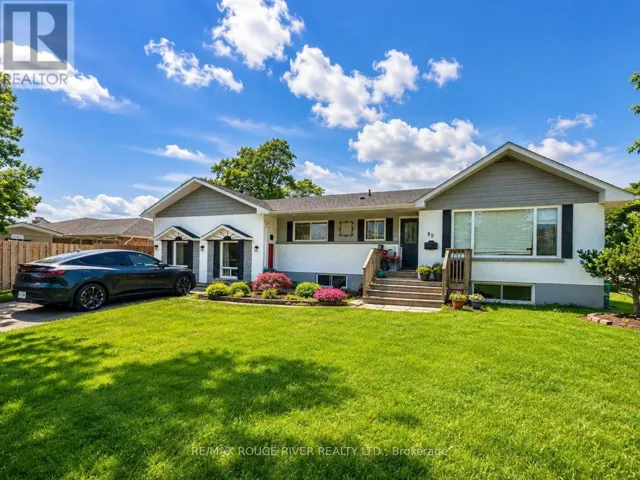 95 DIFFIN DRIVE, Welland (Prince Charles), Ontario L3C2K2