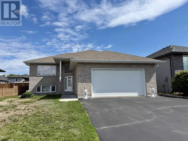 547 FIREWEED BAY, THUNDER BAY, Ontario P7G0A7