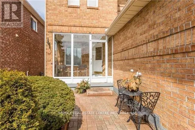 BSMT - 22 MATTERDALE AVENUE, Brampton (Fletcher's West), Ontario L6Y4J6