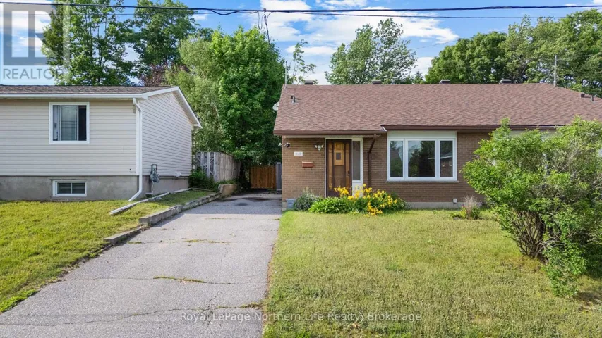 212 MICHENER DRIVE, North Bay (Birchaven), Ontario P1A3J1