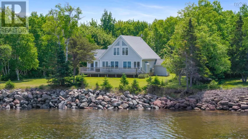 31 Birch Lane, Tidnish Cross Roads, Nova Scotia B4H3X9