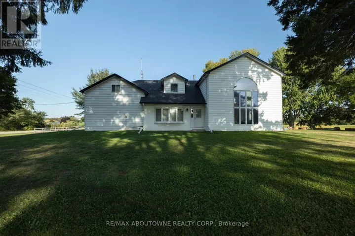3276 GOVERNORS ROAD, Hamilton, Ontario L0R1T0