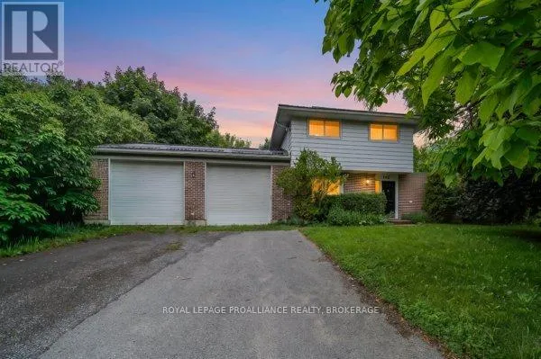 146 WILSON STREET, Kingston (Rideau), Ontario K7K5A1