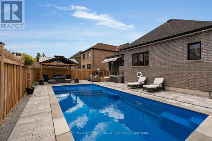 5 WOOD CRESCENT, Essa (Angus), Ontario L3W0M5
