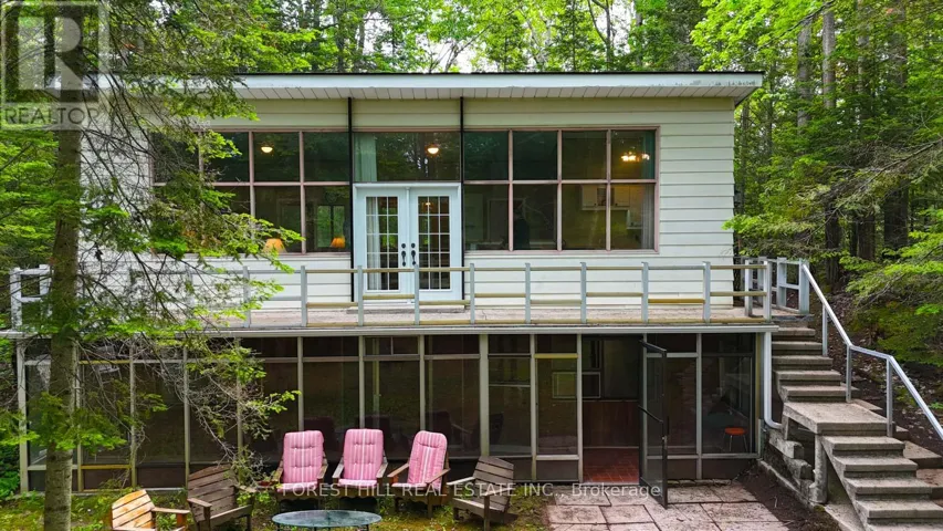 49 LESLIE STREET, Wasaga Beach, Ontario L9Z2R3