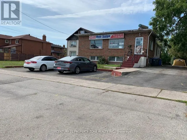 7104 GOREWAY DRIVE, Mississauga (Malton), Ontario L4T2T6