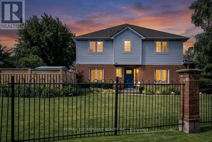 37 WALKER COURT, Grimsby (Grimsby East), Ontario L3M5J5