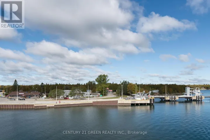 6 WATER STREET, Tehkummah, Ontario P0P1Z0