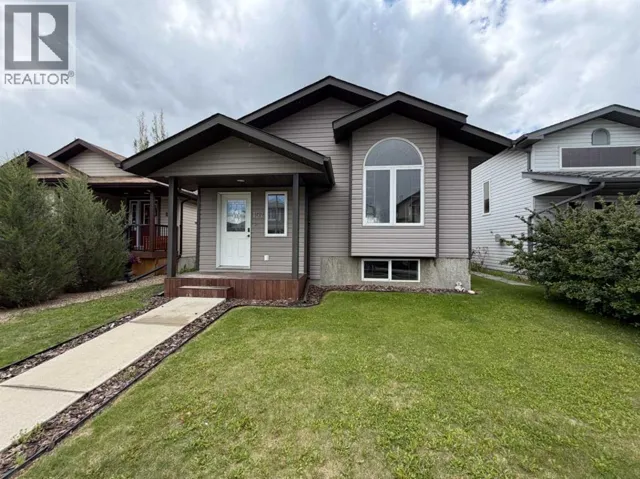 157 Oswald Close, Red Deer, Alberta T4P0C1