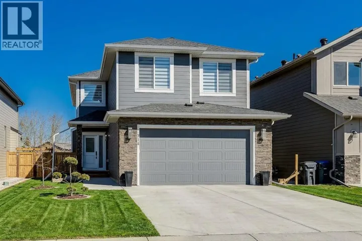 714 Mandalay Link, Carstairs, Alberta T0M0N0