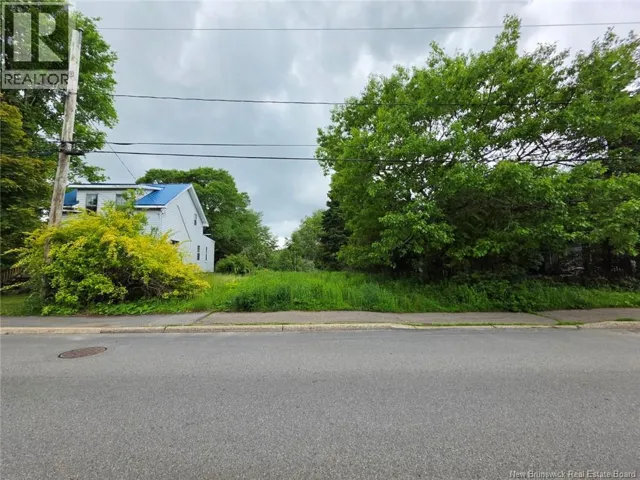 55 Simpson Drive, Saint John, New Brunswick E2H2B8