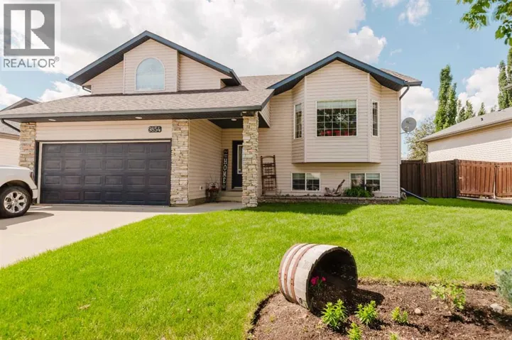 9854 66 Avenue, Grande Prairie, Alberta T8W2S1