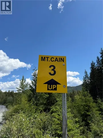 3 Mt. Cain Rd, Port McNeill, British Columbia V0N2R0