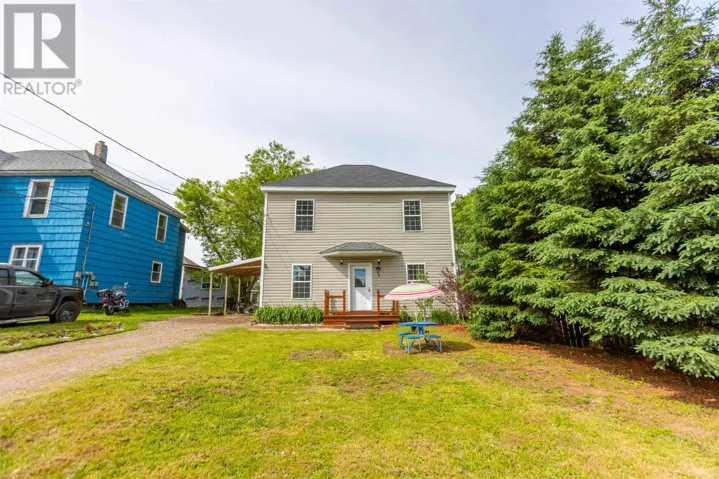 35 Hickman Street, Amherst, Nova Scotia B4H2M3