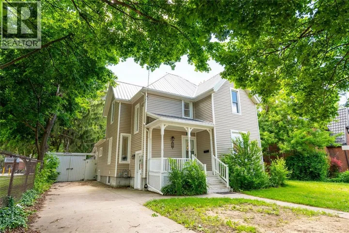 156 QUEEN STREET, Sarnia, Ontario N7T2R1