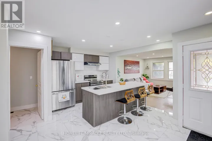 122 ORMOND DRIVE, Oshawa (Samac), Ontario L1G6T4