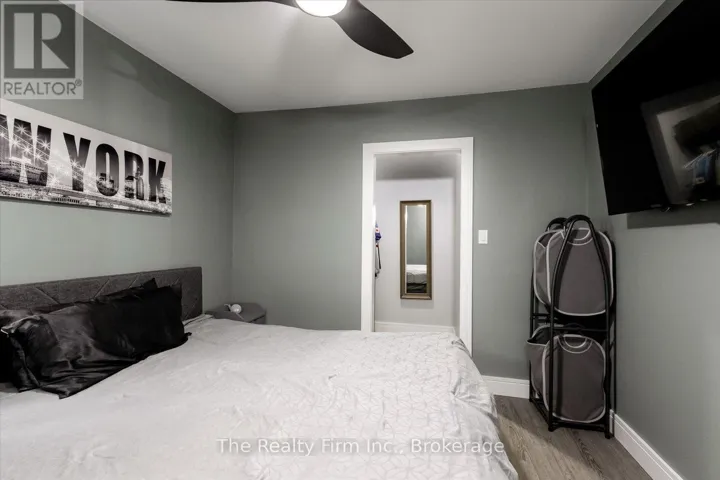 780