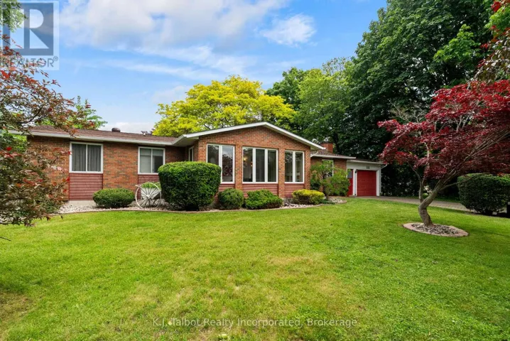 232 PICTON STREET W, Goderich (Goderich (Town)), Ontario N7A2C8
