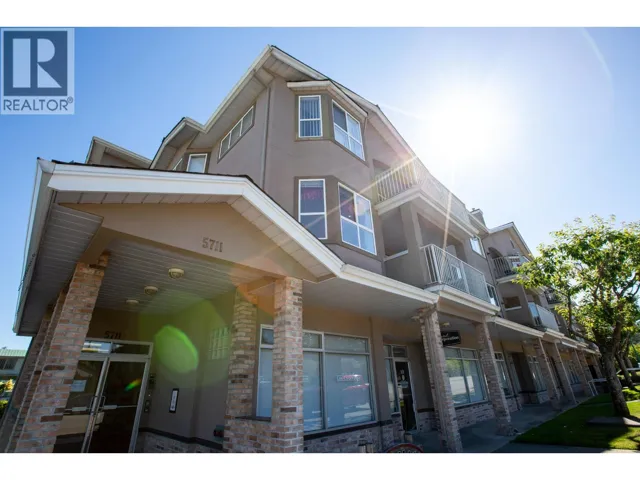 201 5711 MERMAID STREET, Sechelt, British Columbia V7Z0J6