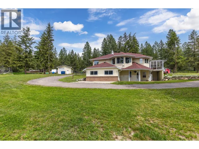 90 McInnes Road, Lumby, British Columbia V0E2G1