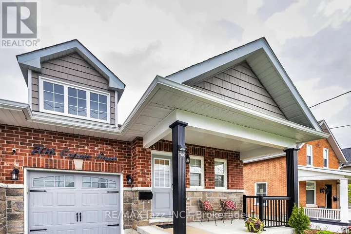 706 ONTARIO STREET, Cobourg, Ontario K9A3C5