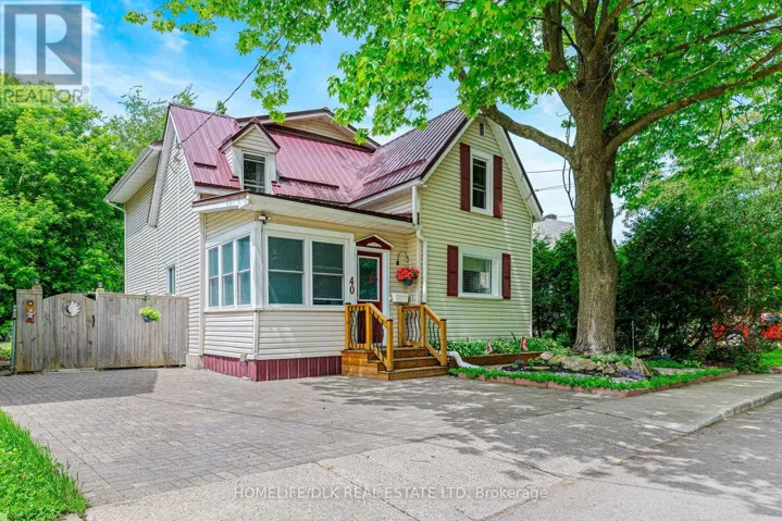 40 HARTLEY STREET, Brockville, Ontario K6V3N5