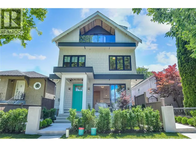 1 2682 NAPIER STREET, Vancouver, British Columbia V5K2W6