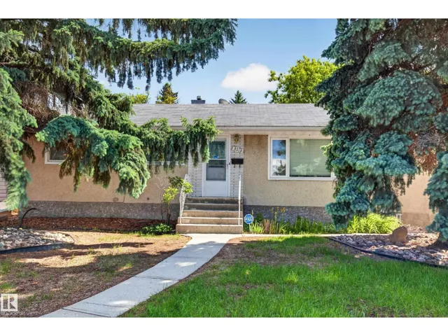 9519 148 ST NW, Edmonton, Alberta T5N3E3