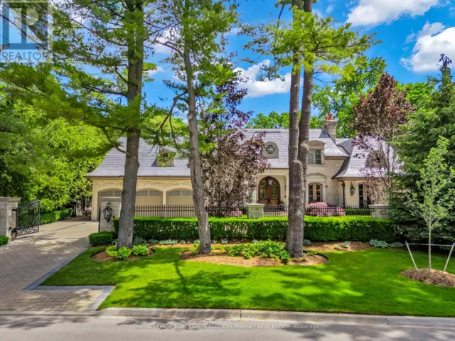 113 MAPLE GROVE DRIVE, Oakville (FD Ford), Ontario L6J4T9