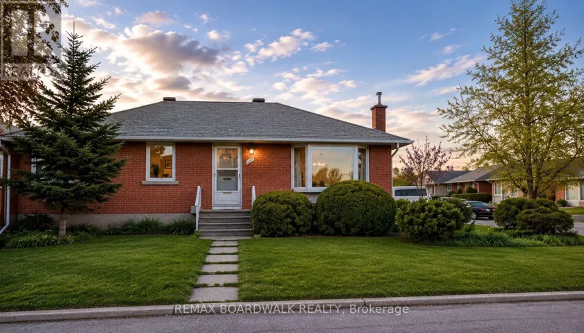 625 CLARKE AVENUE, Ottawa, Ontario K1K0Y6