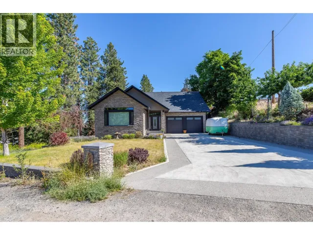 567 Pineview Road, Penticton, British Columbia V2A7S8