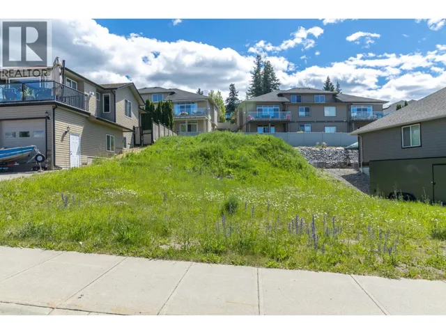 980 17 Street SE, Salmon Arm, British Columbia V1E0A4