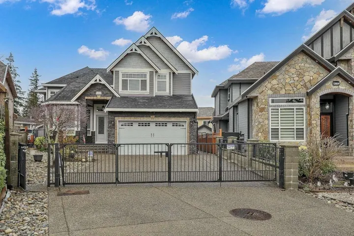 12853 63A AVENUE, Surrey, British Columbia V3X1S4