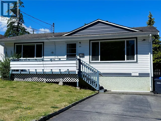 693 Park Ave, Nanaimo, British Columbia V9R6S6