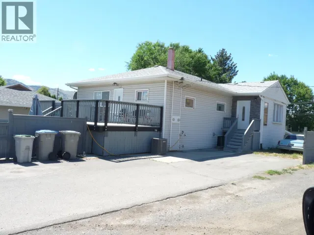 1160 Meadow Lane, Kamloops, British Columbia V2B5N5