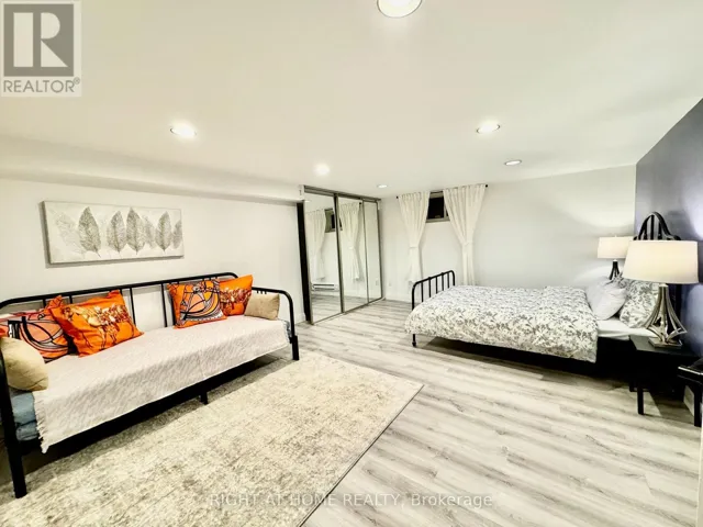 LOWER APARTMENT - 1196 AVENUE ROAD, Toronto (Lawrence Park South), Ontario M5N2G1