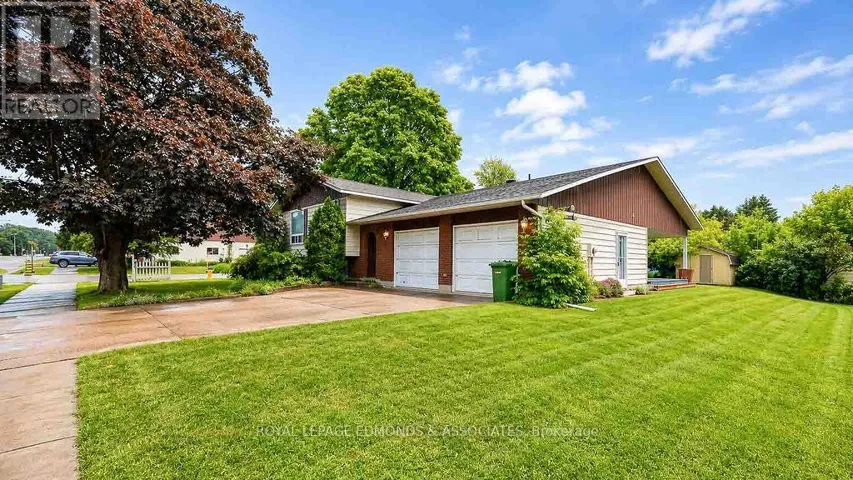 130 TOWN LINE ROAD, Pembroke, Ontario K8A2H1