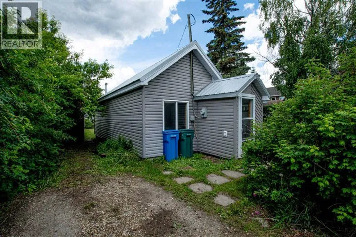 206 7th Street, Beaverlodge, Alberta T0H0C0