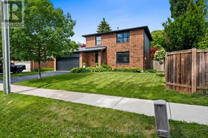 262 CHALMERS STREET, Oakville (BR Bronte), Ontario L6L6A7
